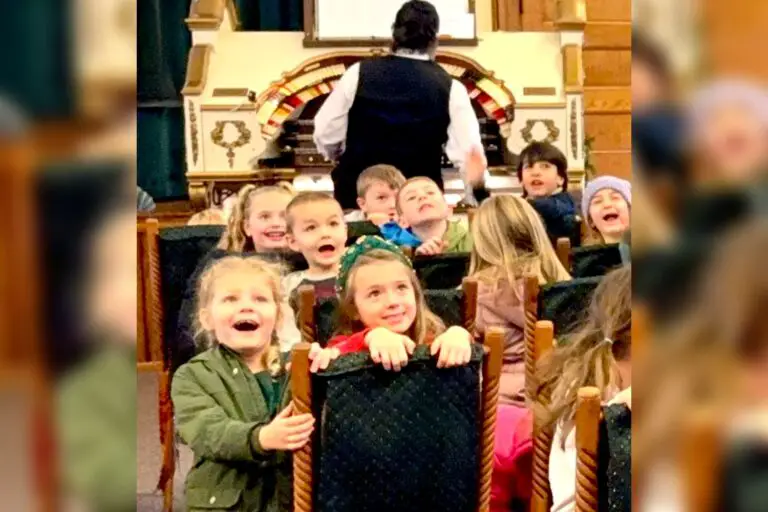 ARCA: Sparkling Christmas Lights & Joyous Brasstacular Entertainment in Storybook Foxburg